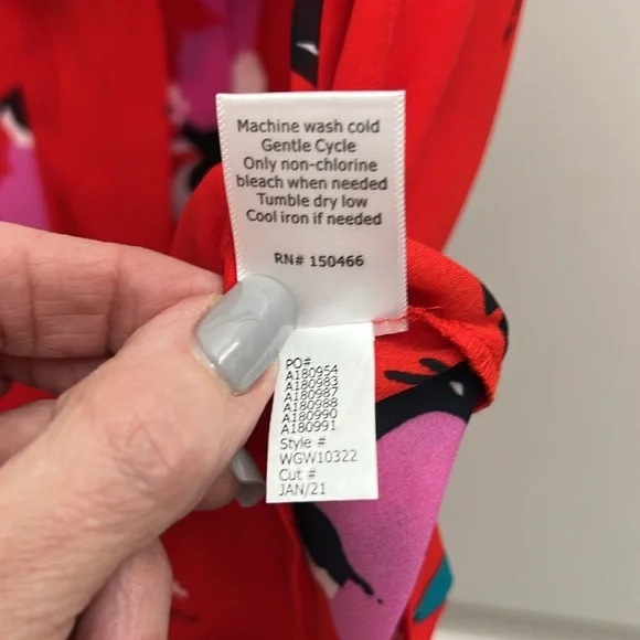 Hawthorn Sleeveless Blouse - Picture 6 of 14